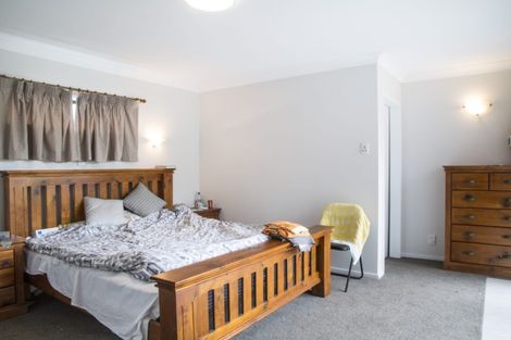 Photo of property in 1 Larkspur Court, The Gardens, Auckland, 2105