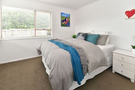 Photo of property in 3/100 Royal Road, Massey, Auckland, 0614