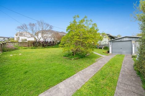 Photo of property in 4 Miro Street, Helensville, 0800