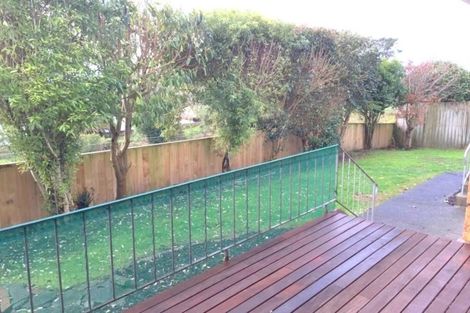 Photo of property in 3/75a West Coast Road, Glen Eden, Auckland, 0602