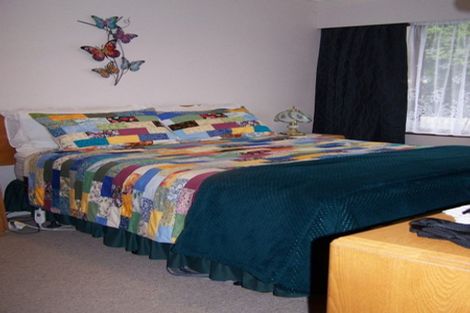 Photo of property in 12 Brandon Street, Otaki, 5512