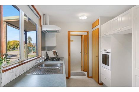 Photo of property in 5 Bluff Street, Coalgate, 7673