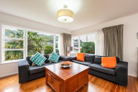 Photo of property in 36 Findlay Street, Tawa, Wellington, 5028