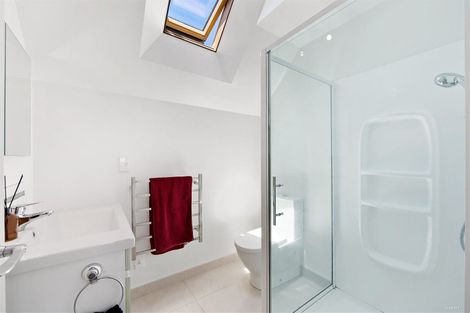 Photo of property in 289 Vipond Road, Stanmore Bay, Whangaparaoa, 0932