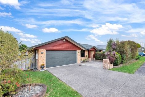 Photo of property in 16 Brittany Drive, Henderson, Auckland, 0612