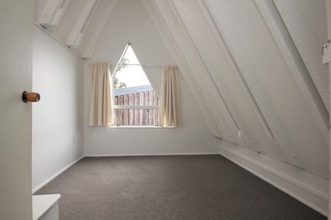 Photo of property in 143 Mount Pleasant Road, Mount Pleasant, Christchurch, 8081