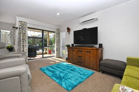 Photo of property in 1/64 Tapu Road, Huapai, Kumeu, 0810