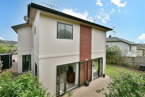 Photo of property in 13b Sunnydale Place, Oteha, Auckland, 0632