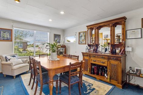 Photo of property in 12 Parsonage Road, Waimate, 7924