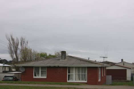 Photo of property in 68 Avenue Road, Foxton, 4814