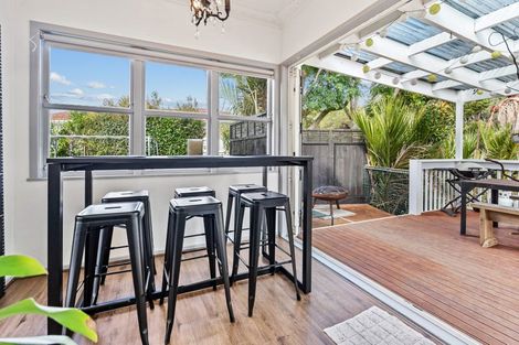 Photo of property in 1 Ranfurly Place, Te Kamo, Whangarei, 0112