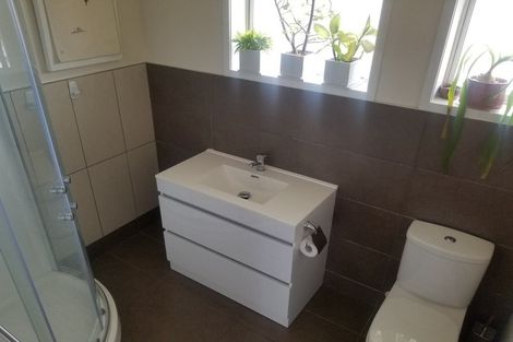 Photo of property in 1/79 Prince Regent Drive, Half Moon Bay, Auckland, 2012