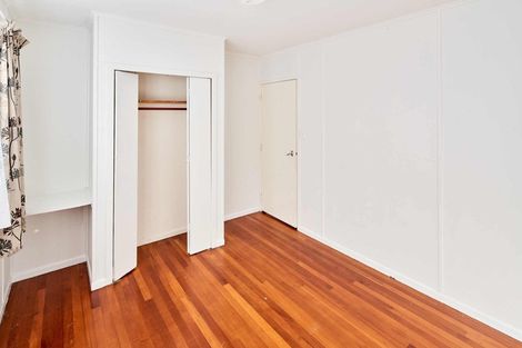 Photo of property in 130 Sievers Grove, Cannons Creek, Porirua, 5024