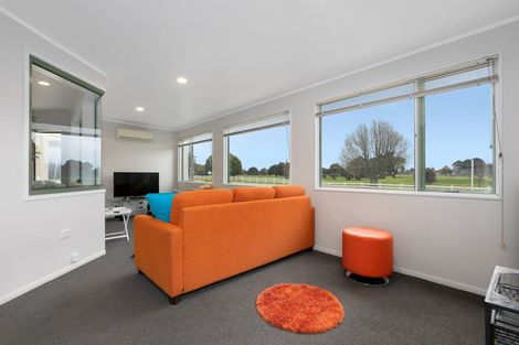 Photo of property in 19 Matapihi Road, Mount Maunganui, 3116