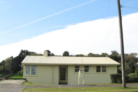 Photo of property in 68 Banks Street, Marfell, New Plymouth, 4310