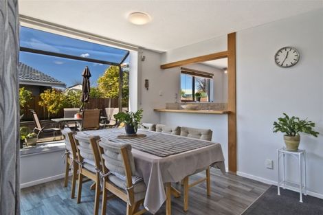 Photo of property in 20 Karnak Crescent, Russley, Christchurch, 8042