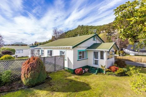 Photo of property in 6 Parekarangaranga Street, Motuoapa, Turangi, 3382