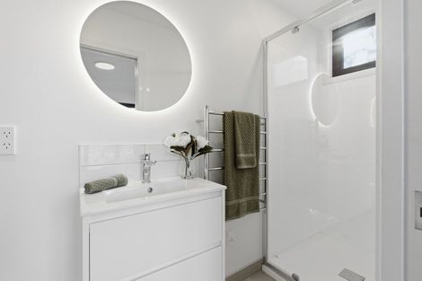 Photo of property in 27 Westhaven Drive, Tawa, Wellington, 5028