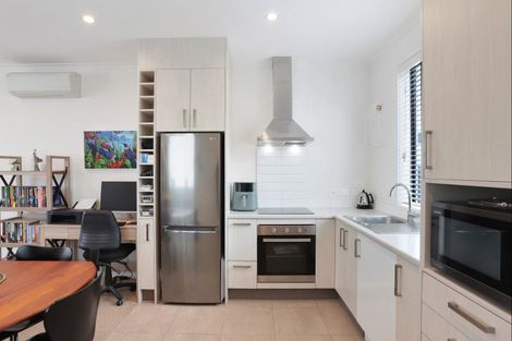 Photo of property in 22 Frank Gill Road, Hobsonville, Auckland, 0616