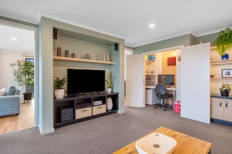 Photo of property in 24 Huntaway Close, Stoke, Nelson, 7011