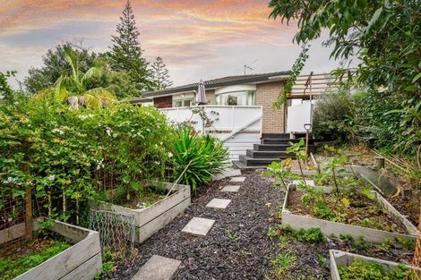 Photo of property in 6/19 Gardner Avenue, New Lynn, Auckland, 0600