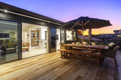 Photo of property in 43 Lemon Grove Avenue, Otumoetai, Tauranga, 3110