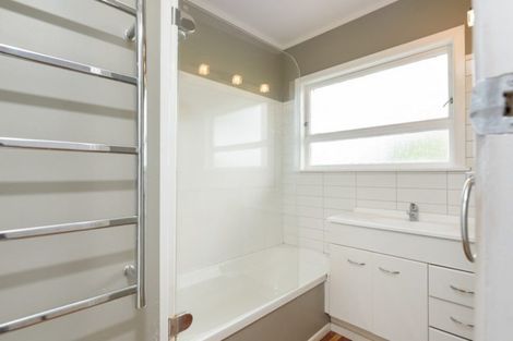 Photo of property in 4 Concord Avenue, Mount Maunganui, 3116