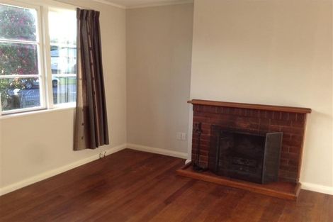 Photo of property in 377 Cambridge Terrace, Naenae, Lower Hutt, 5011