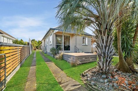 Photo of property in 37 Grafton Road, Te Hapara, Gisborne, 4010