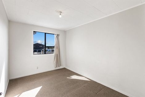 Photo of property in 23 Sheralee Place, Bucklands Beach, Auckland, 2014