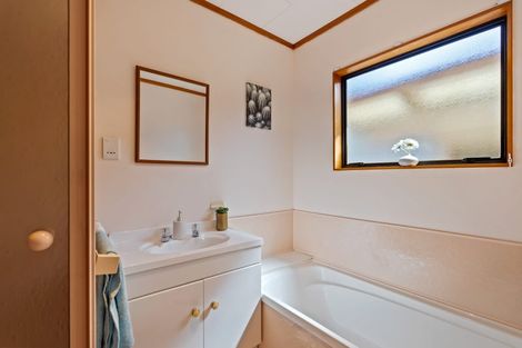 Photo of property in 70a West View Crescent, Onerahi, Whangarei, 0110