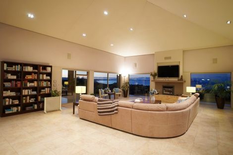 Photo of property in 978 Cove Road, Waipu, 0582
