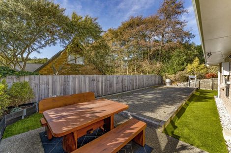 Photo of property in 15b Ross Grove, Paraparaumu, 5032