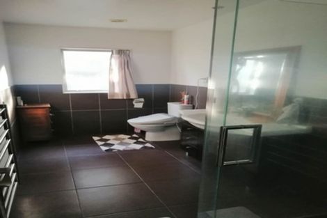 Photo of property in 28 Kilkelly Avenue, Pinehill, Auckland, 0632