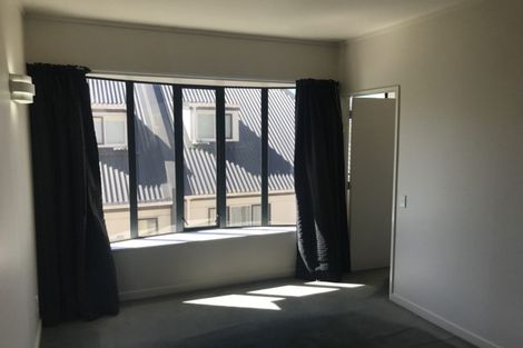 Photo of property in 566m Adelaide Road, Berhampore, Wellington, 6023