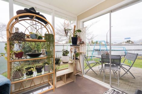 Photo of property in 87 Sutherland Crescent, Westbrook, Palmerston North, 4412