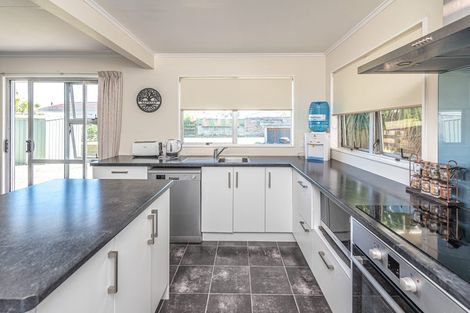 Photo of property in 240 Heads Road, Gonville, Whanganui, 4501