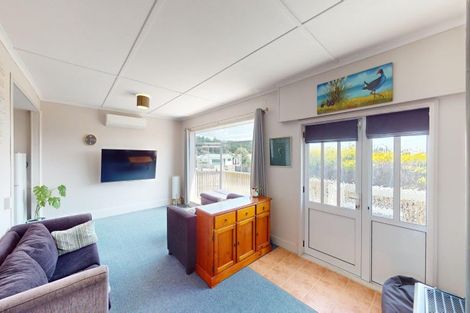 Photo of property in 40 Kahukura Avenue, Waitarere Beach, Levin, 5510