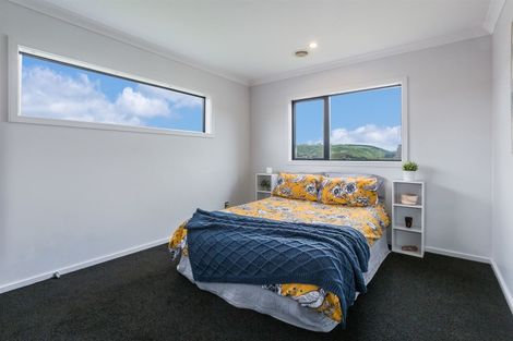 Photo of property in 68 Aotea Drive, Aotea, Porirua, 5024