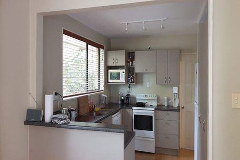 Photo of property in 15 Highland Place, Avonhead, Christchurch, 8042