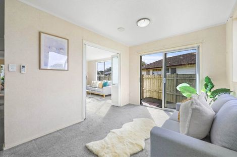 Photo of property in 9 Dianne Louise Drive, Half Moon Bay, Auckland, 2012