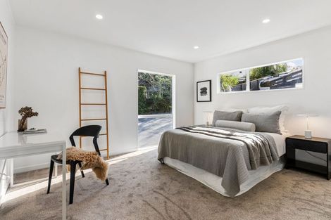 Photo of property in 34 Peach Road, Glenfield, Auckland, 0629