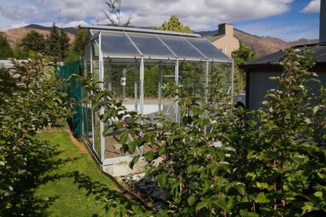 Photo of property in 22 Tenby Street, Wanaka, 9305