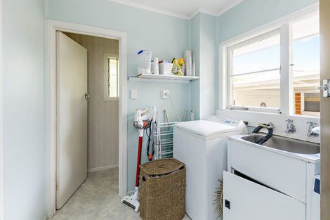 Photo of property in 97 Clevedon Road, Papakura, 2110