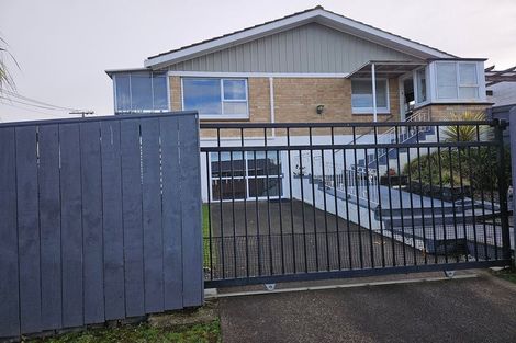 Photo of property in 2/23 Green Street, Papakura, 2110