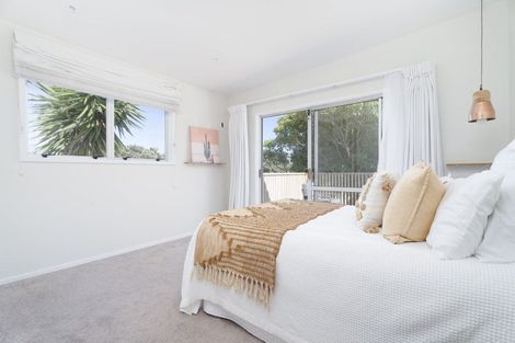 Photo of property in 1 The Spinney, Titahi Bay, Porirua, 5022