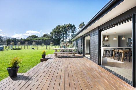 Photo of property in 336 Valley Road, Colyton, 4775