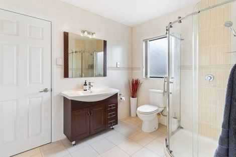 Photo of property in 12 Beatrice Place, Flat Bush, Auckland, 2016