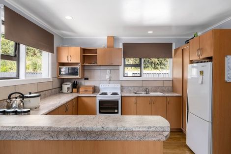 Photo of property in 76 Devon Street, Picton, 7220