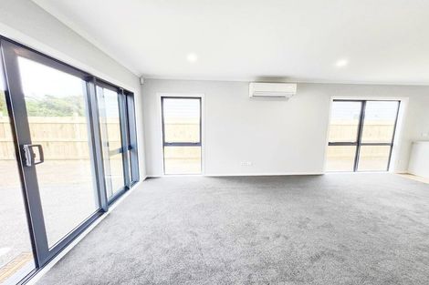 Photo of property in 13 Rotoiti Place, Paraparaumu, 5032